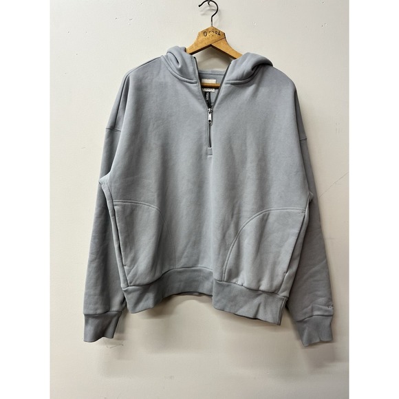 Vuori Tops - Vuori Restore Half Zip Hoodie Blue Gray Athleisure Women's Size Large
